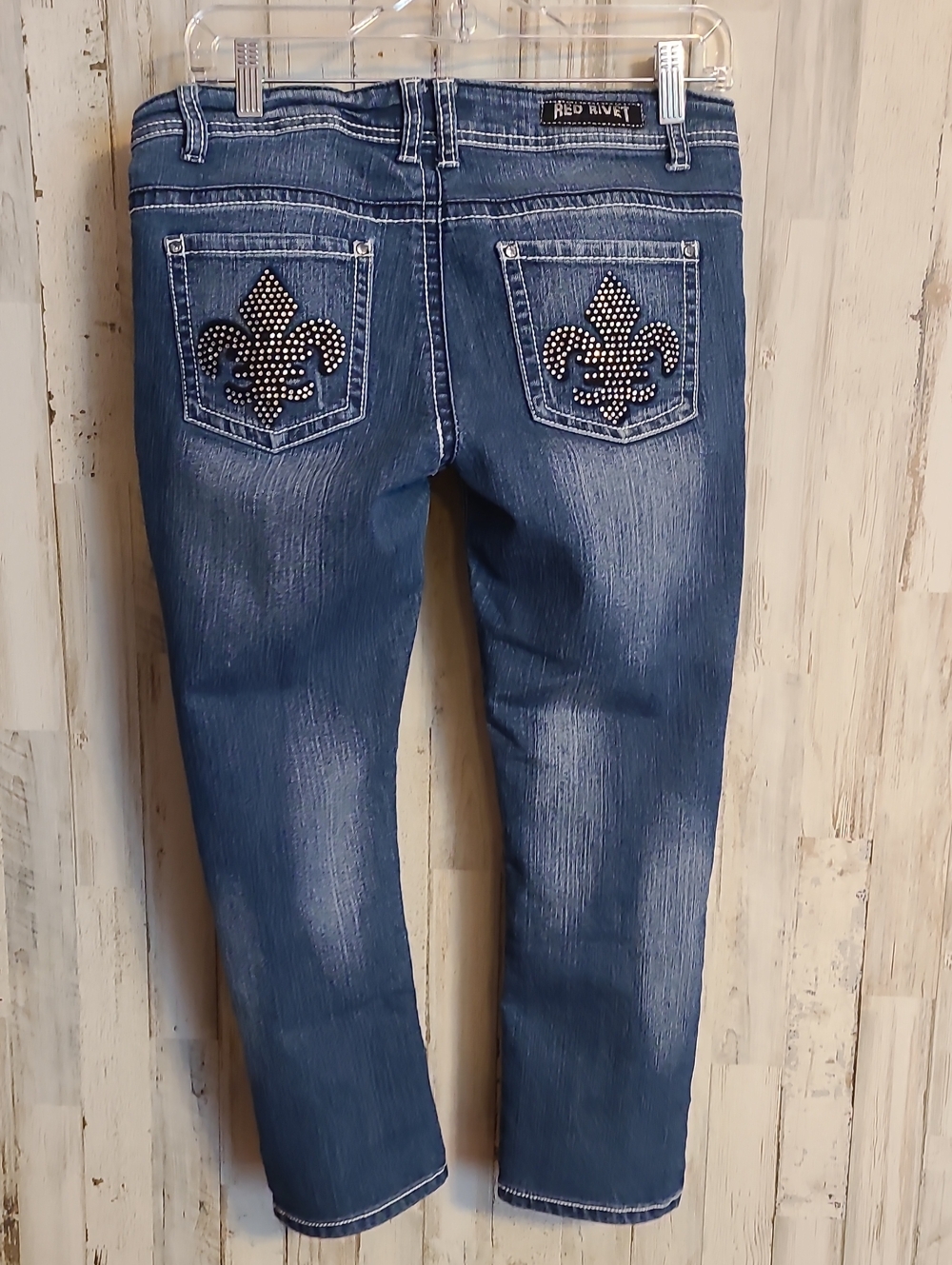 Women's Blue Embellished Fleur-De-Lis Jeans